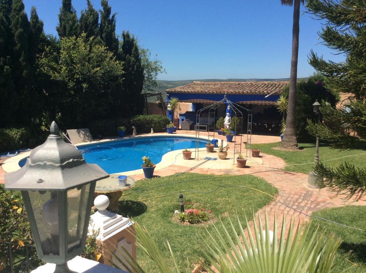 Bed and Breakfast Cortijo La Vizcaronda Манилва Экстерьер фото